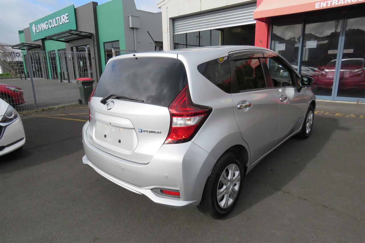 2021 Nissan Note thumbnail