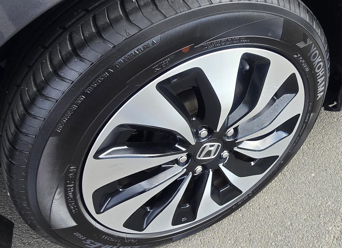 2013 Honda Accord thumbnail