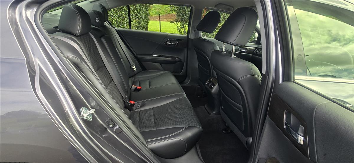 2013 Honda Accord thumbnail