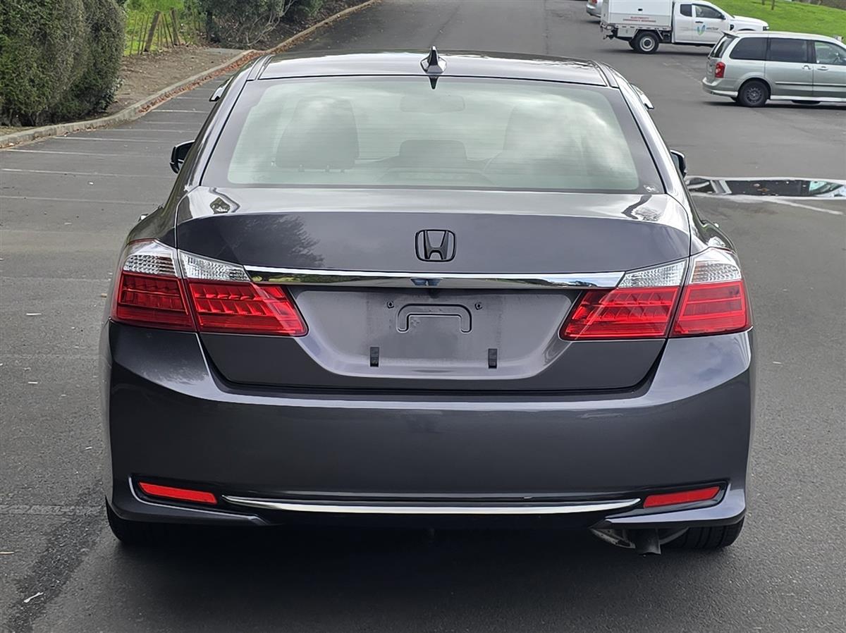 2013 Honda Accord thumbnail