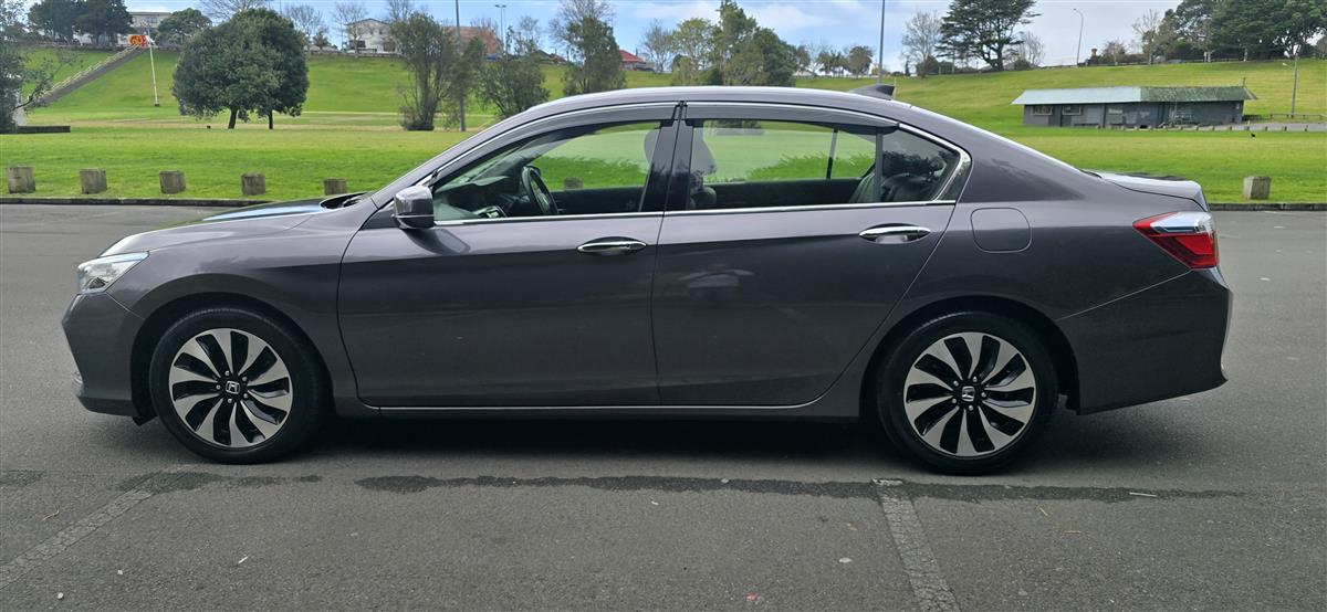 2013 Honda Accord thumbnail
