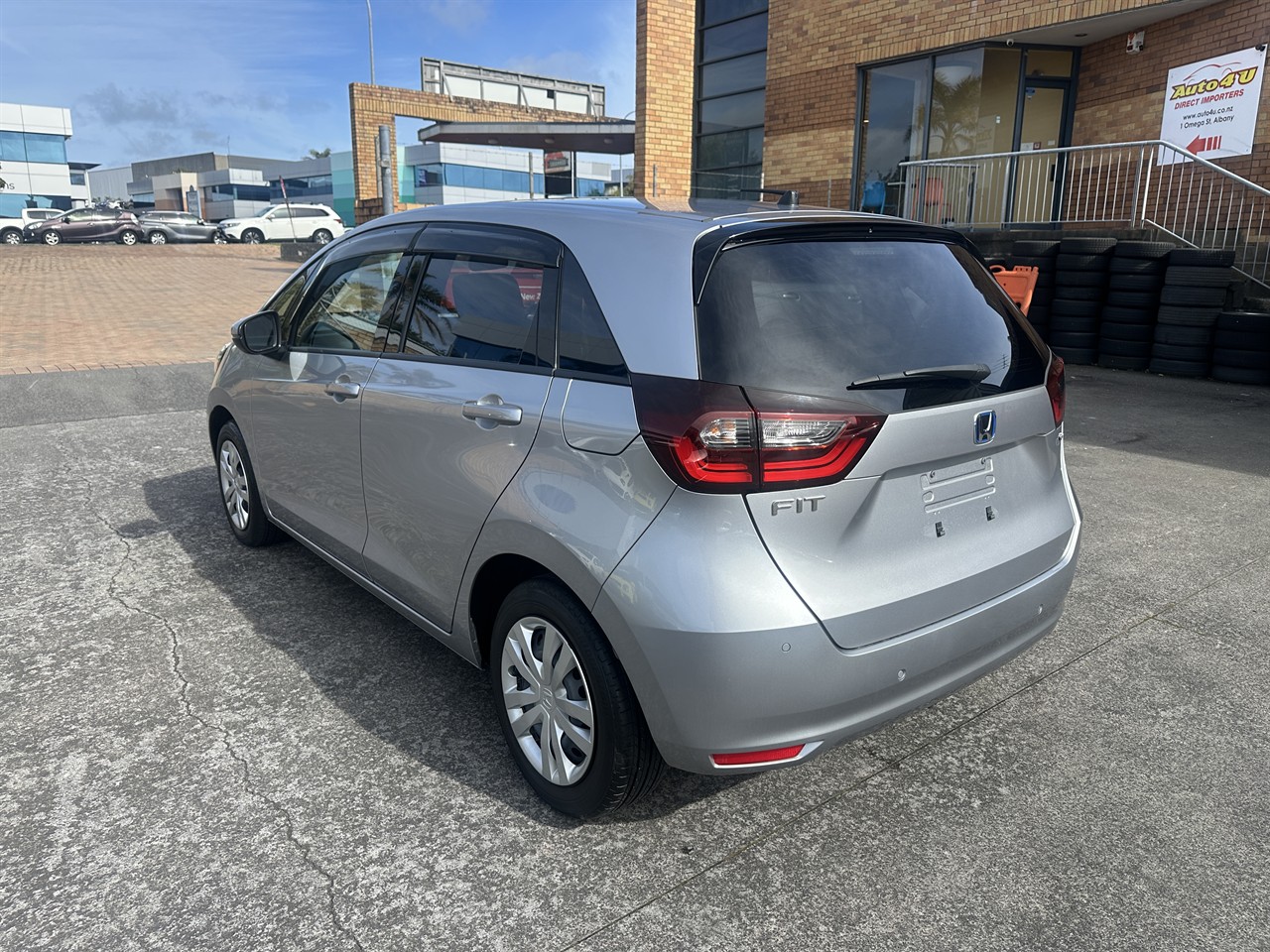 2020 Honda Fit thumbnail