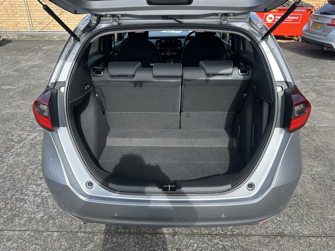 2020 Honda Fit thumbnail