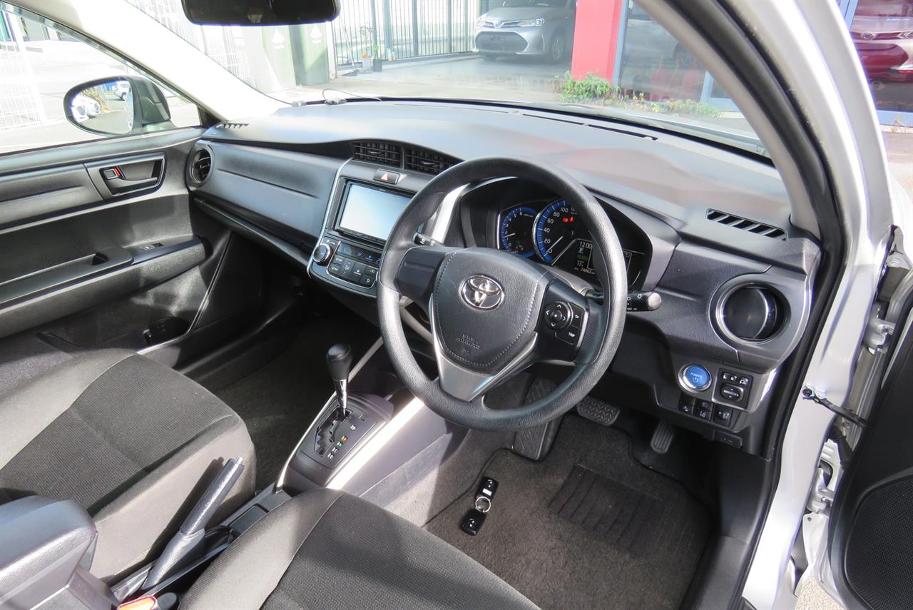 2020 Toyota Corolla thumbnail