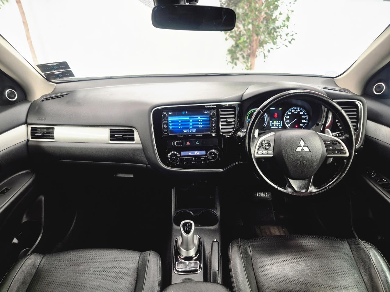 2014 Mitsubishi Outlander thumbnail