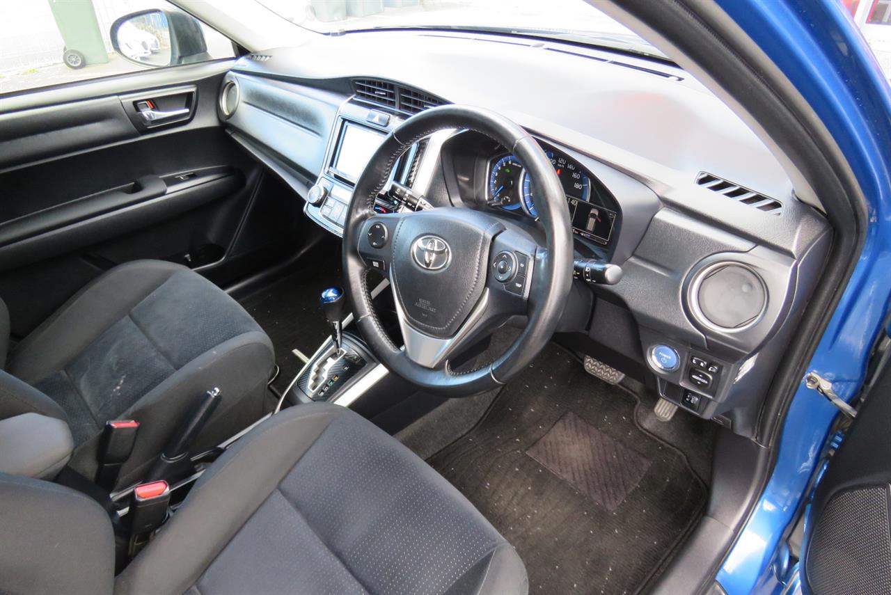 2014 Toyota Corolla thumbnail