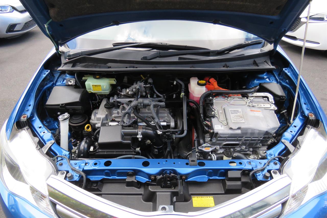2014 Toyota Corolla thumbnail