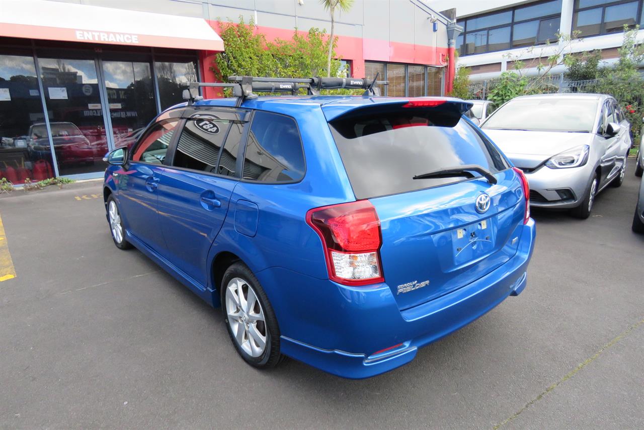 2014 Toyota Corolla thumbnail