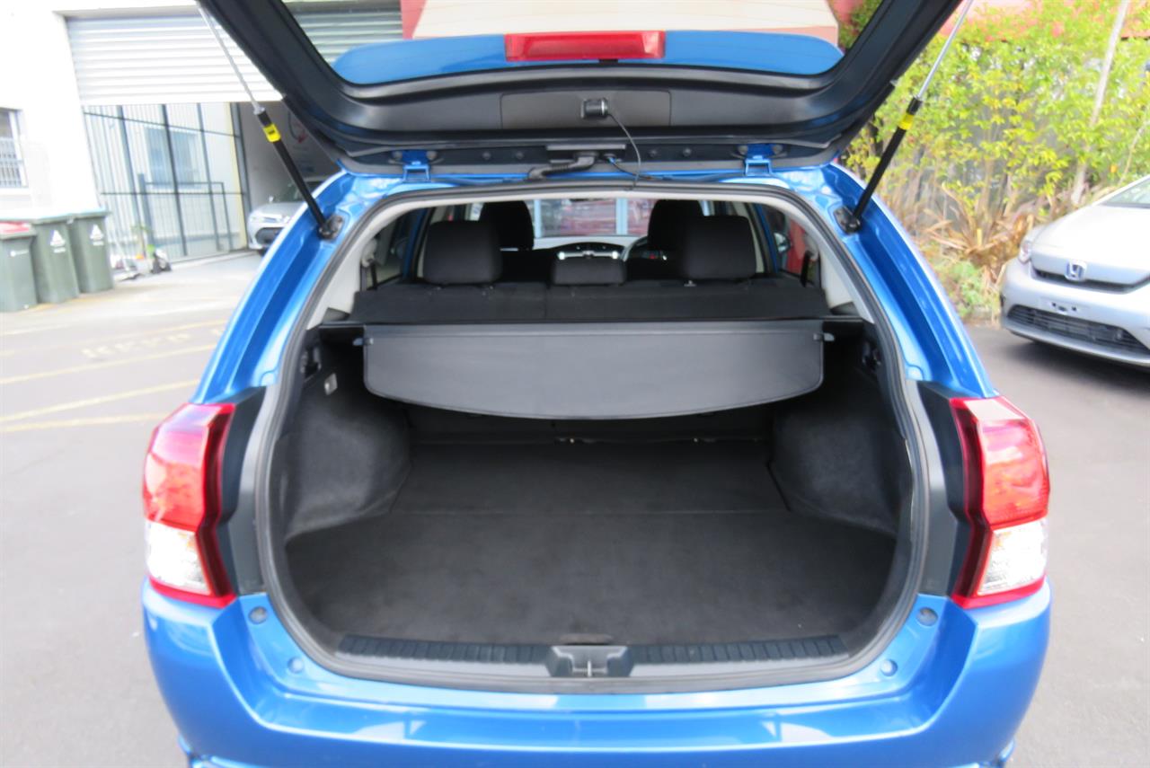 2014 Toyota Corolla thumbnail