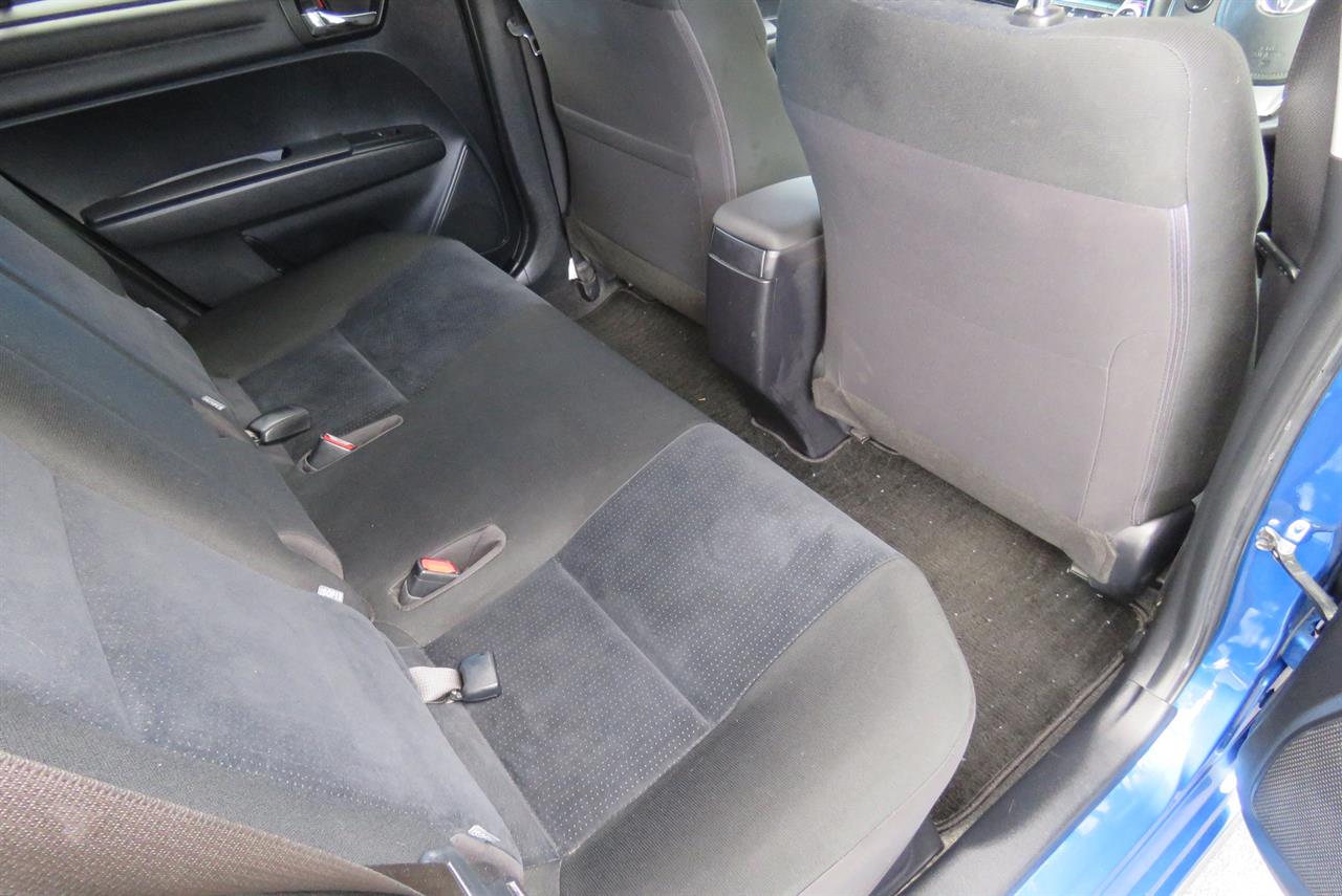 2014 Toyota Corolla thumbnail