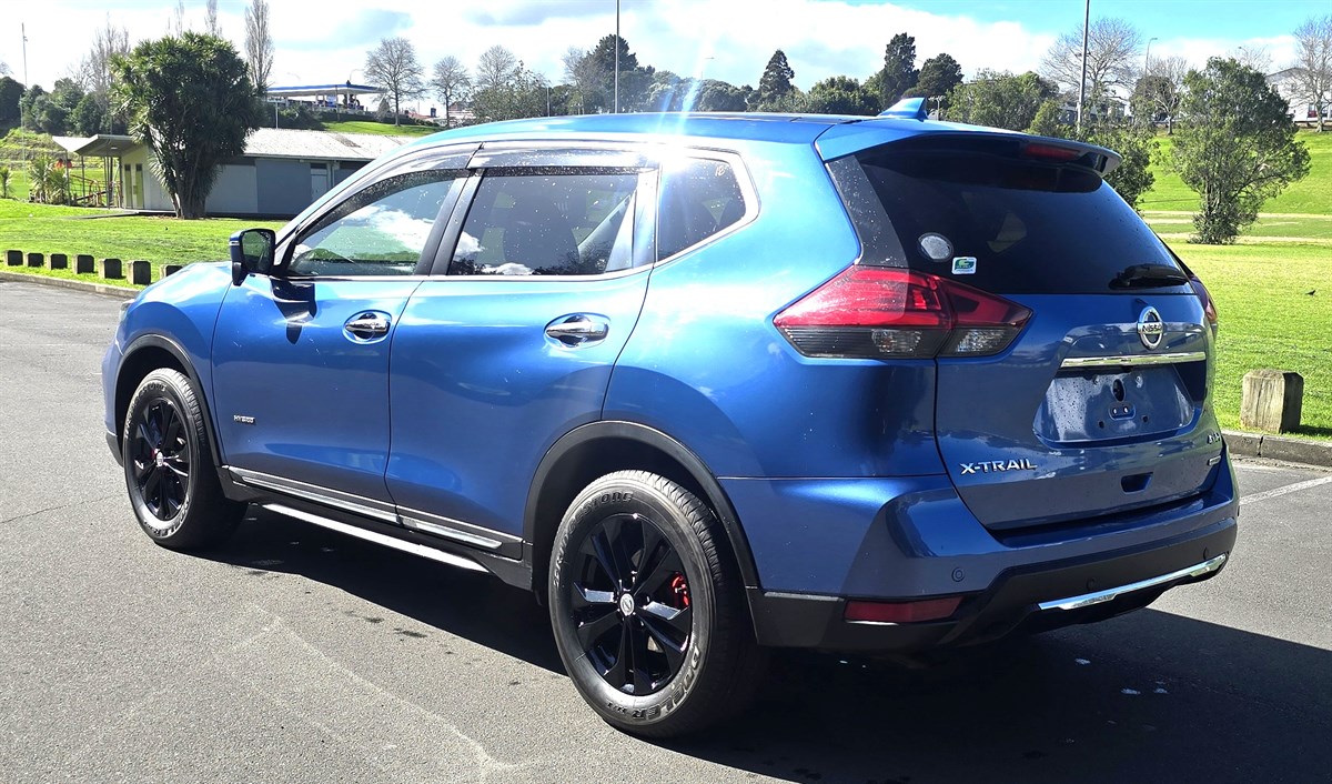 2020 Nissan X-Trail thumbnail