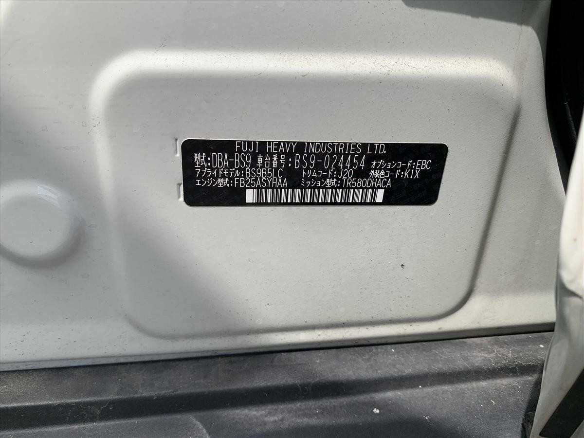 2016 Subaru OUTBACK thumbnail