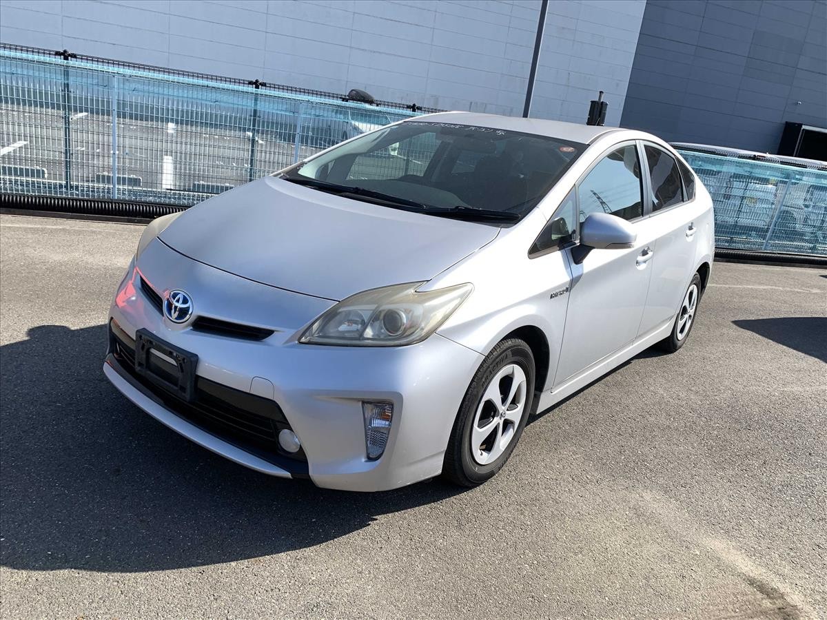 2014 Toyota PRIUS thumbnail