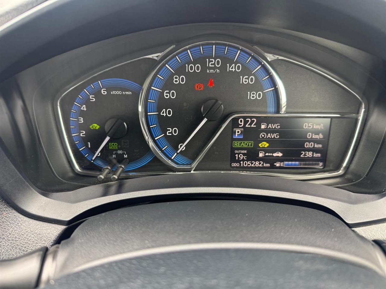 2015 Toyota Corolla thumbnail