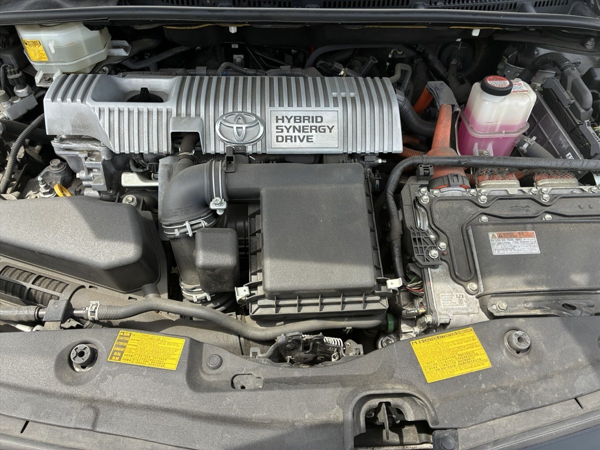2015 Toyota PRIUS thumbnail