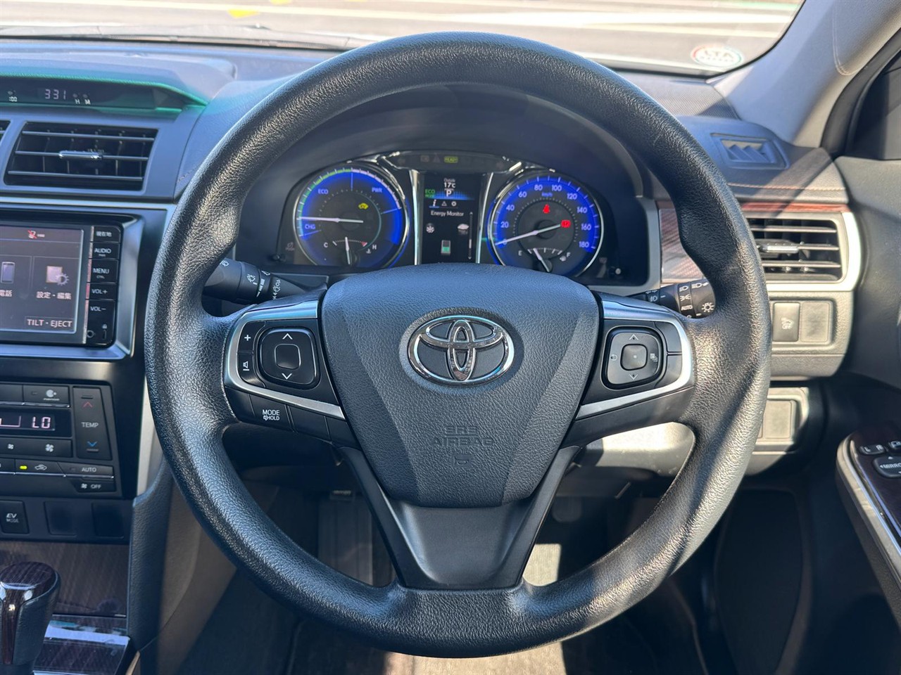 2016 Toyota Camry thumbnail