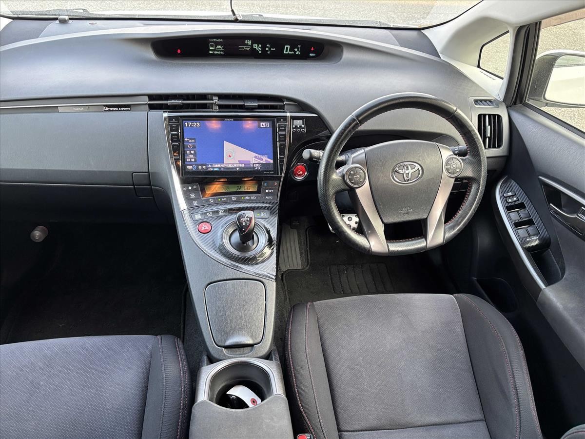 2014 Toyota PRIUS thumbnail