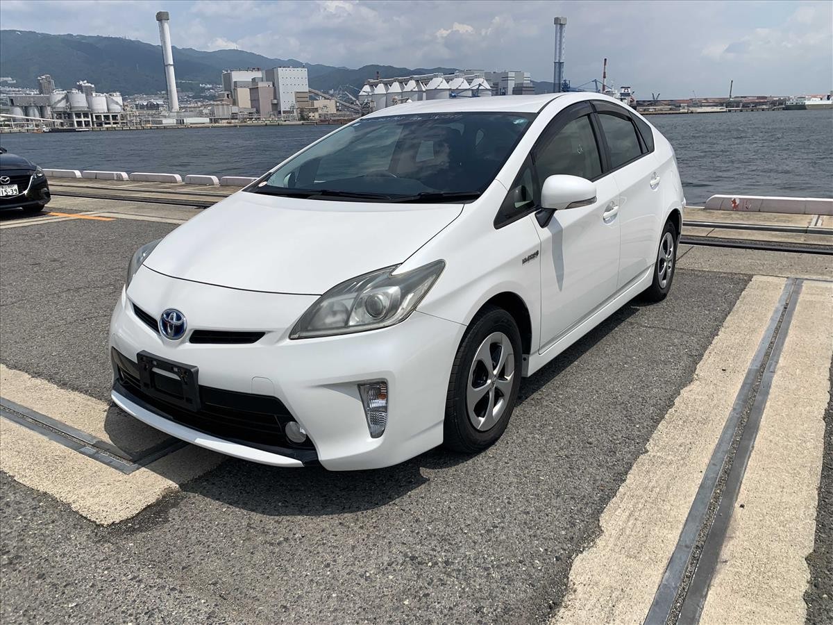 2013 Toyota PRIUS thumbnail