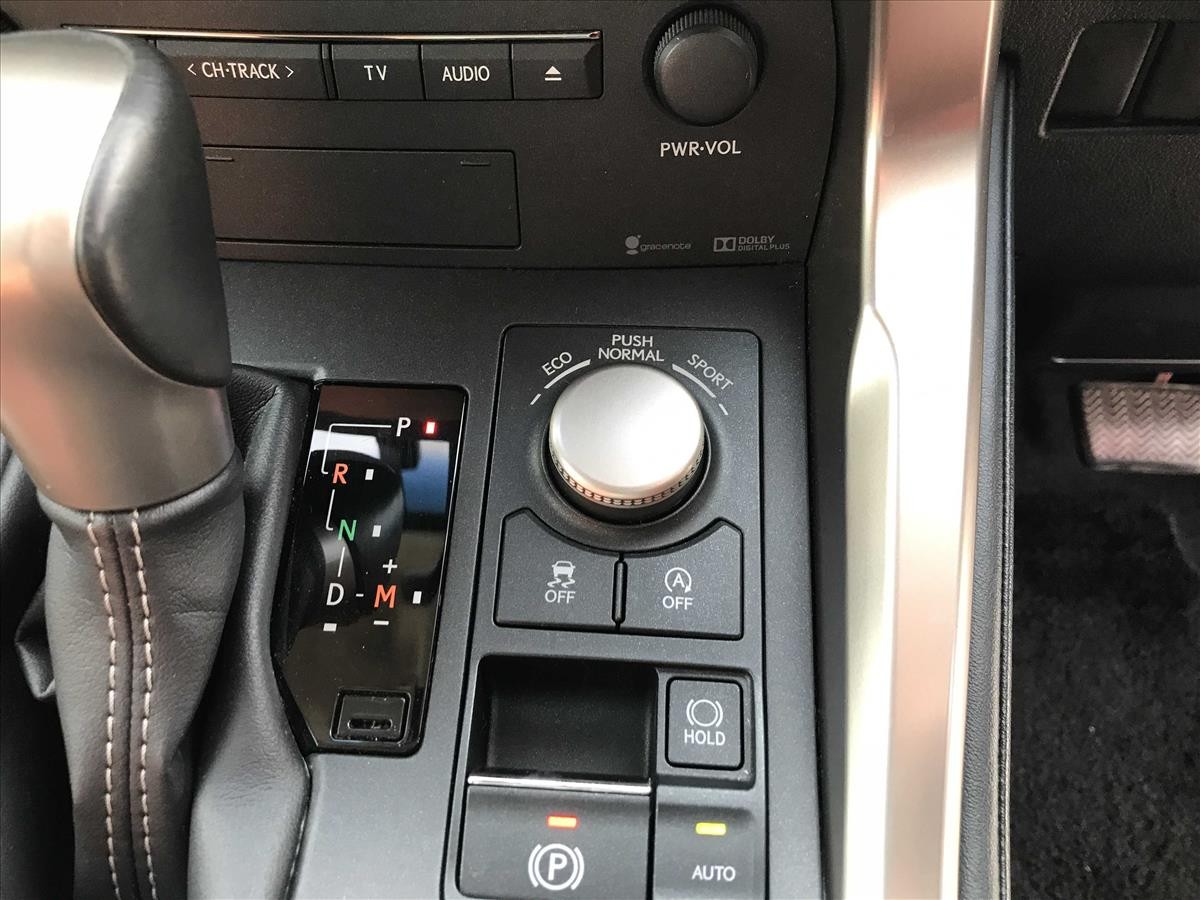 2014 Lexus NX200t thumbnail