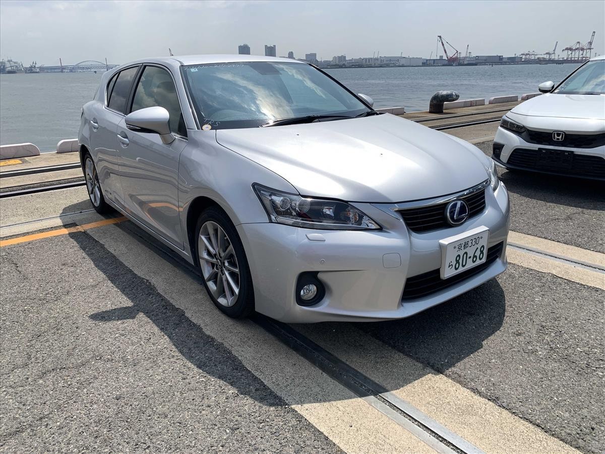 2013 Lexus CT200H thumbnail