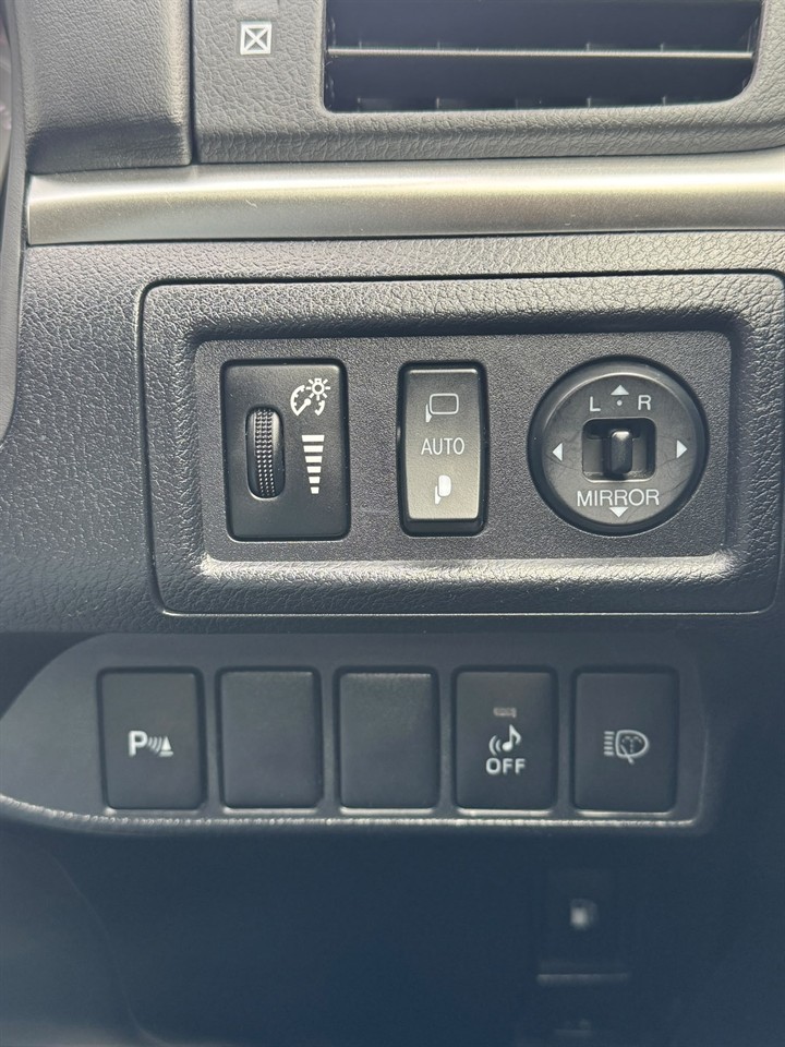 2013 Lexus CT200H thumbnail
