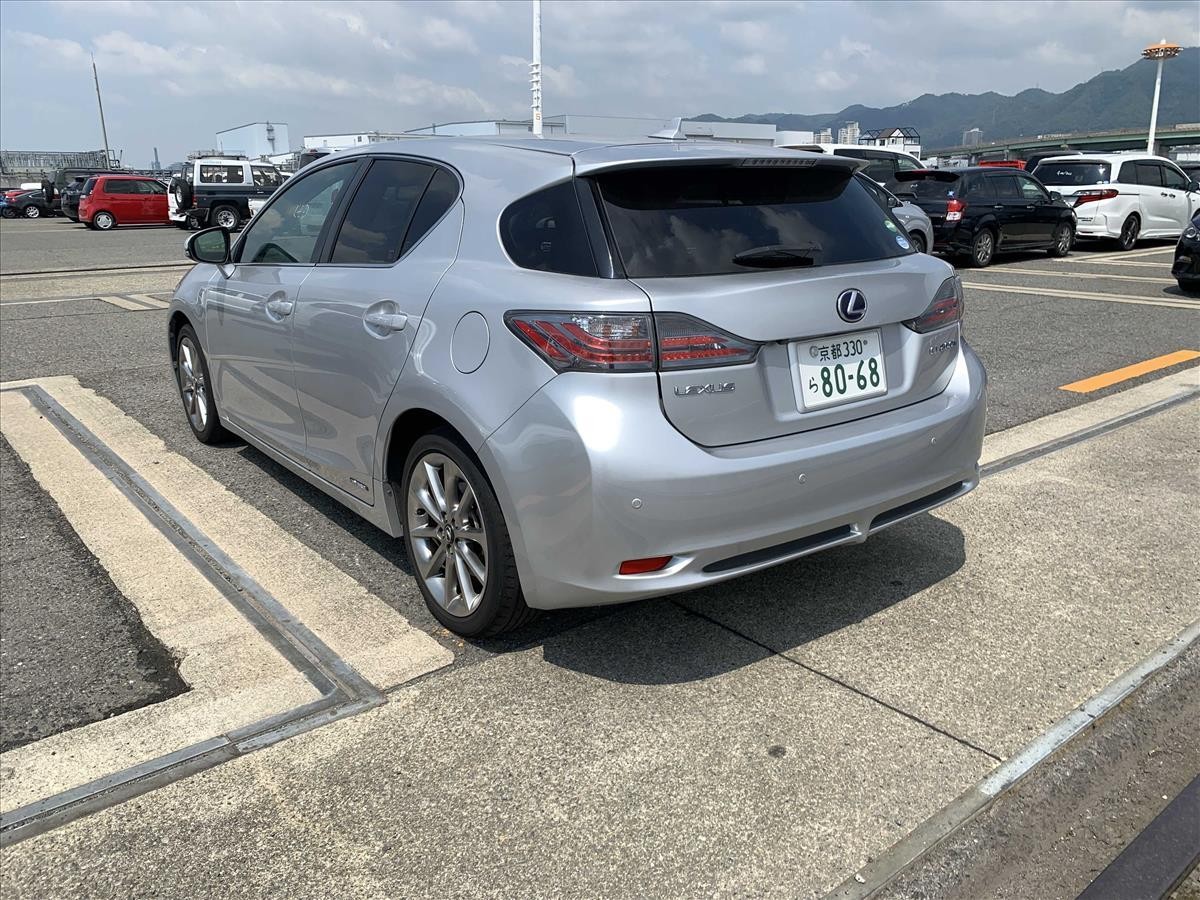 2013 Lexus CT200H thumbnail