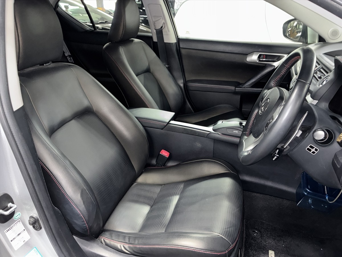 2013 Lexus CT200H thumbnail