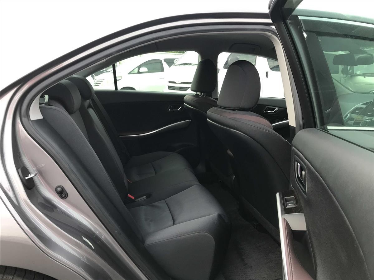 2013 Toyota Sai thumbnail