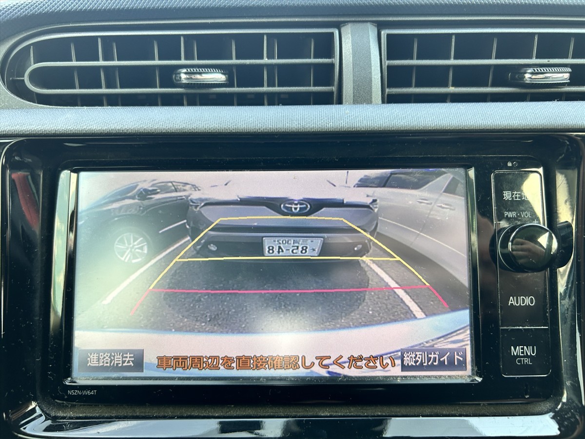 2016 Toyota Aqua thumbnail