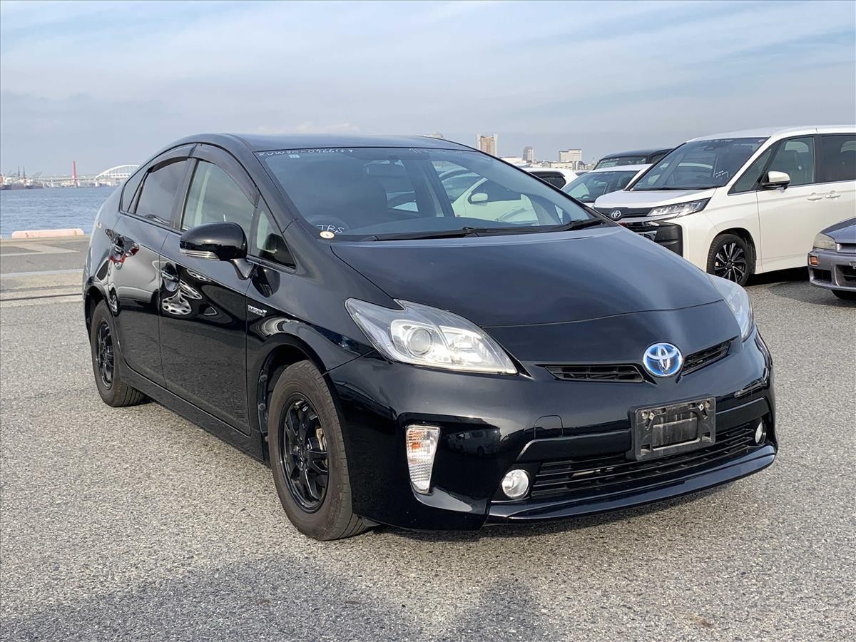 2015 Toyota PRIUS thumbnail