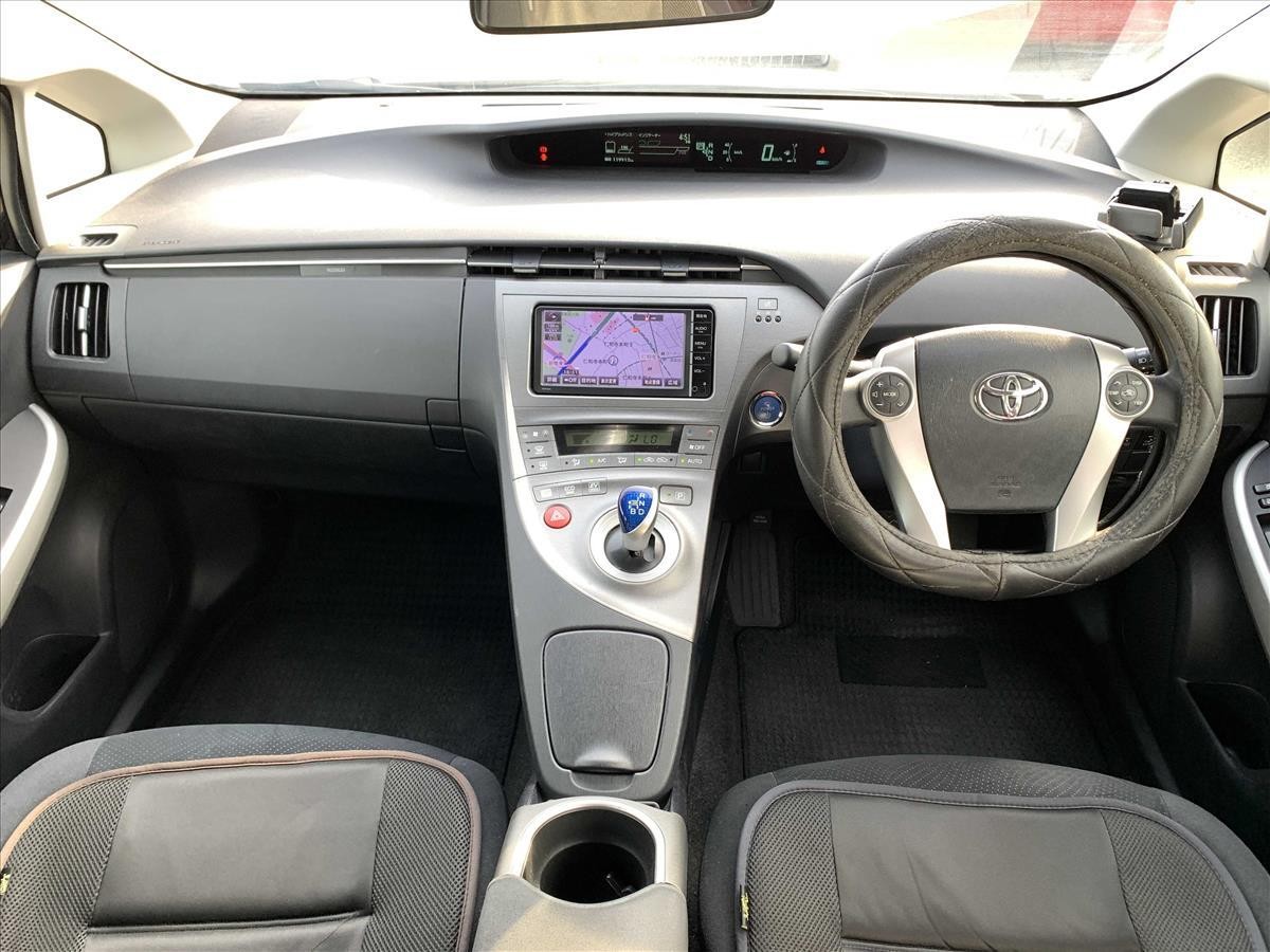 2015 Toyota PRIUS thumbnail