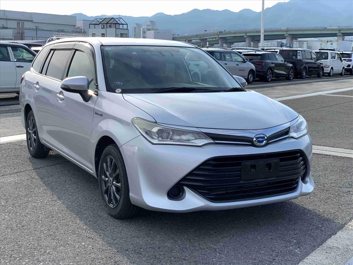 2015 Toyota Corolla thumbnail