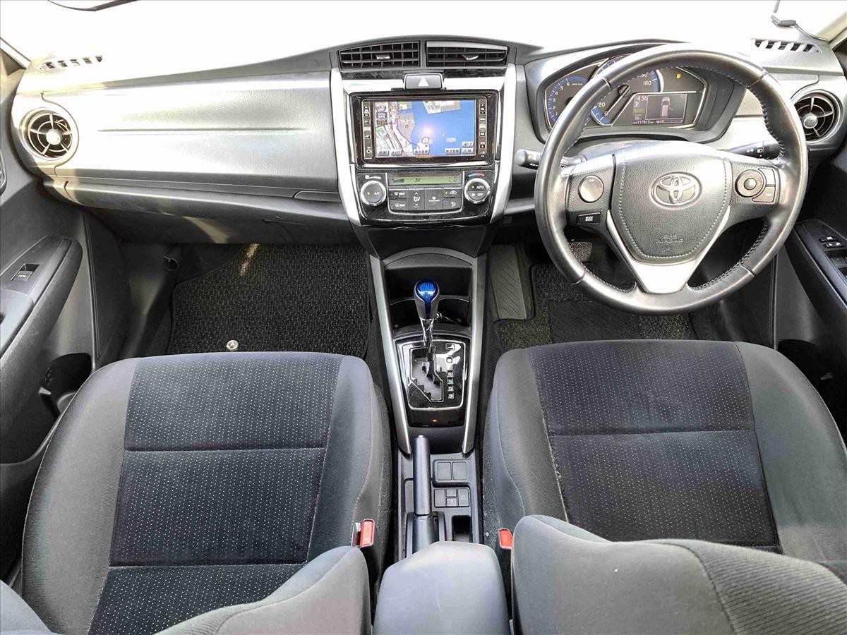 2015 Toyota Corolla thumbnail
