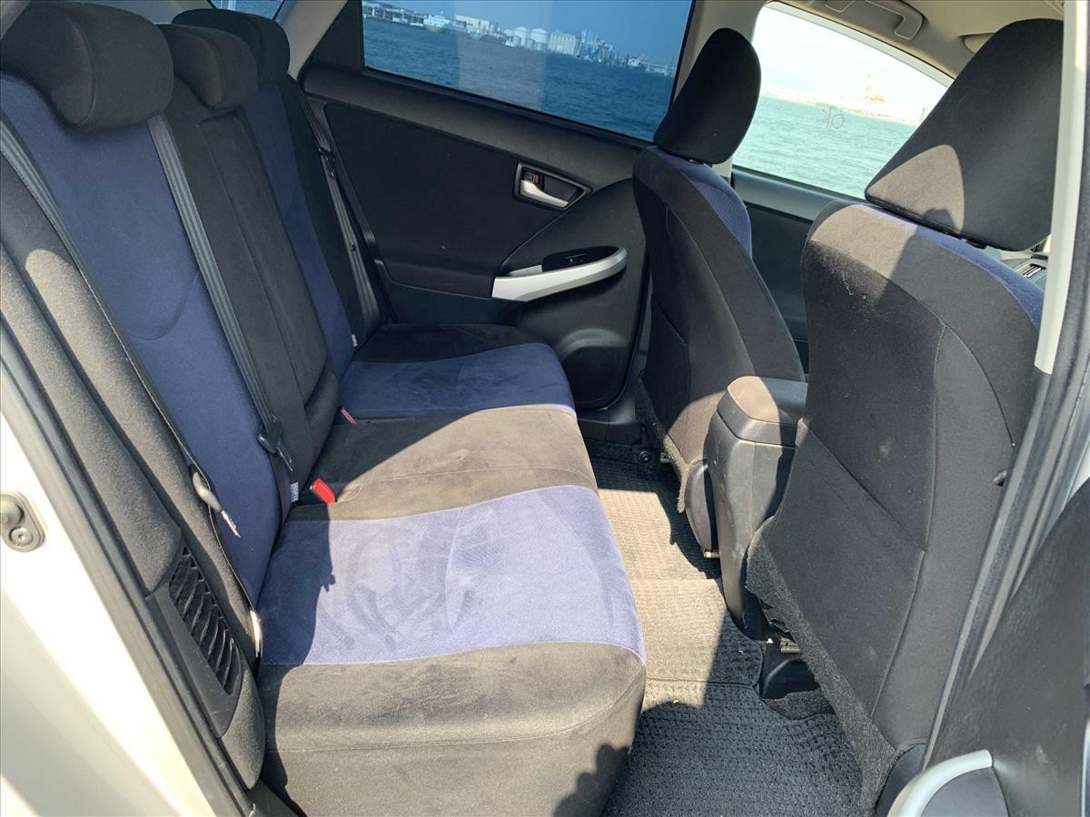 2014 Toyota PRIUS thumbnail