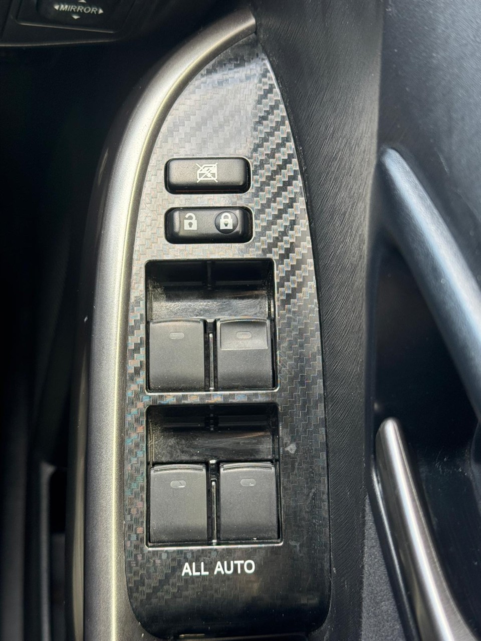 2012 Toyota PRIUS thumbnail
