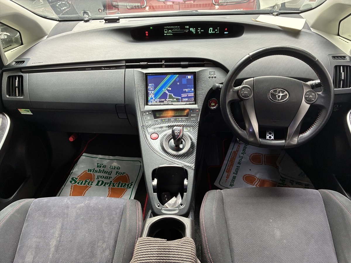2012 Toyota PRIUS thumbnail