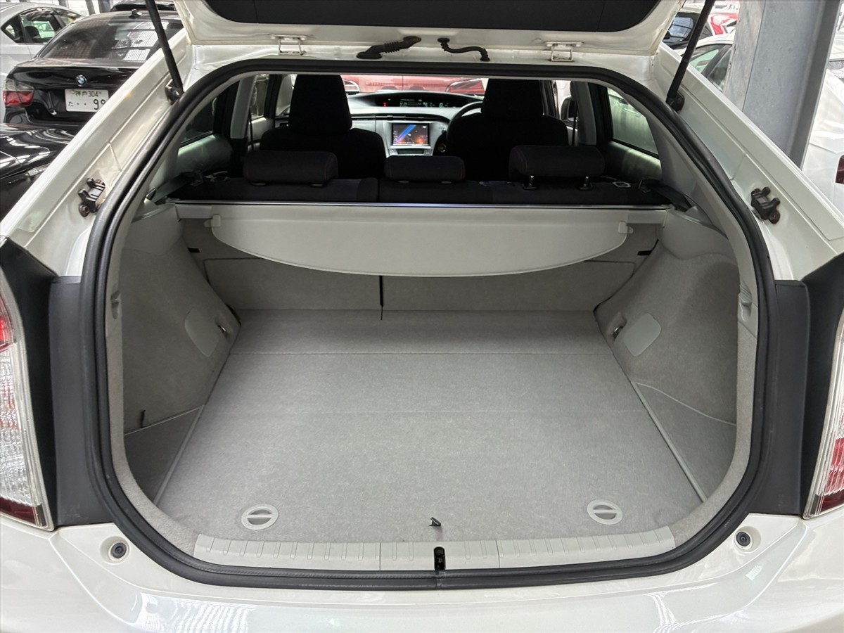 2012 Toyota PRIUS thumbnail