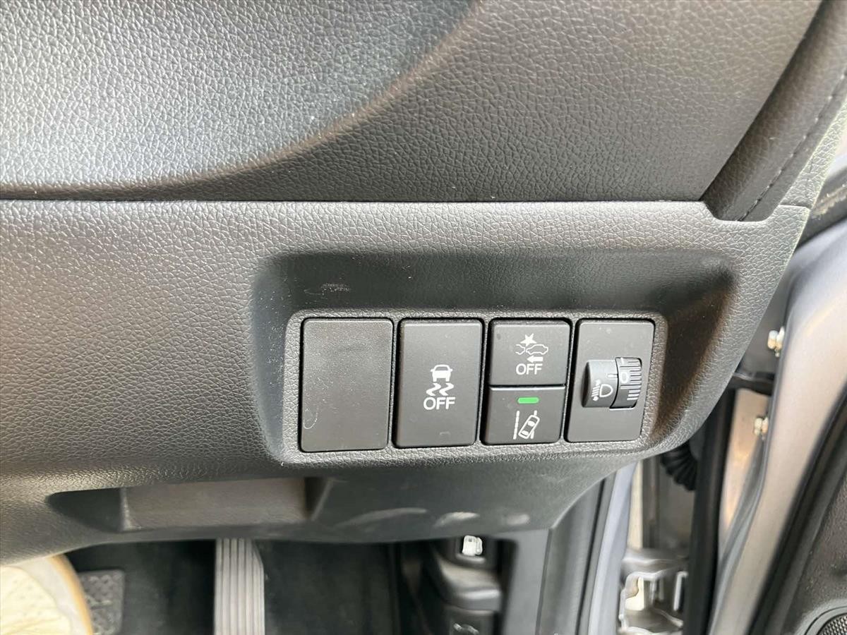 2021 Honda Shuttle thumbnail