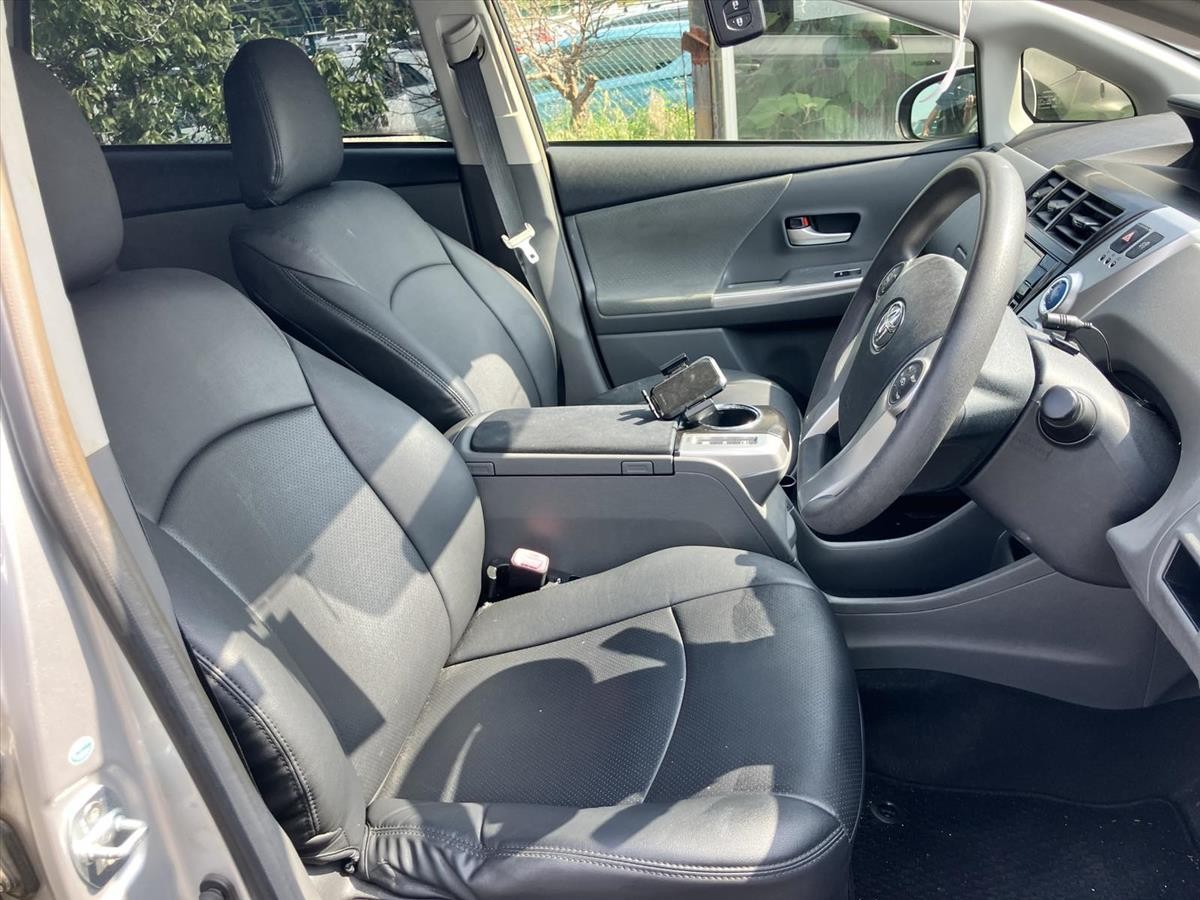 2013 Toyota PRIUS thumbnail
