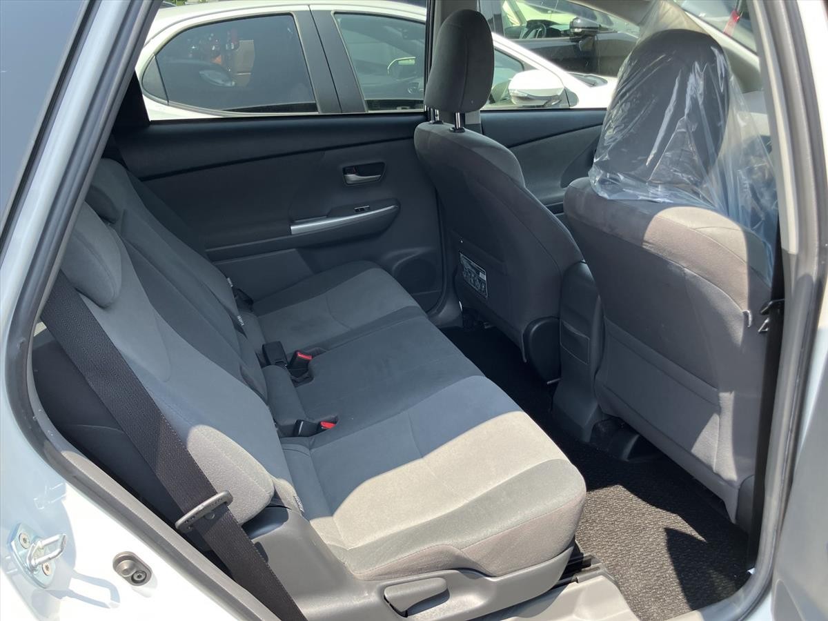 2013 Toyota PRIUS thumbnail