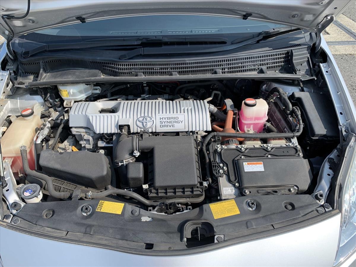 2014 Toyota PRIUS thumbnail