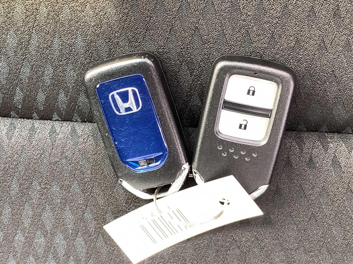 2019 Honda FIT thumbnail