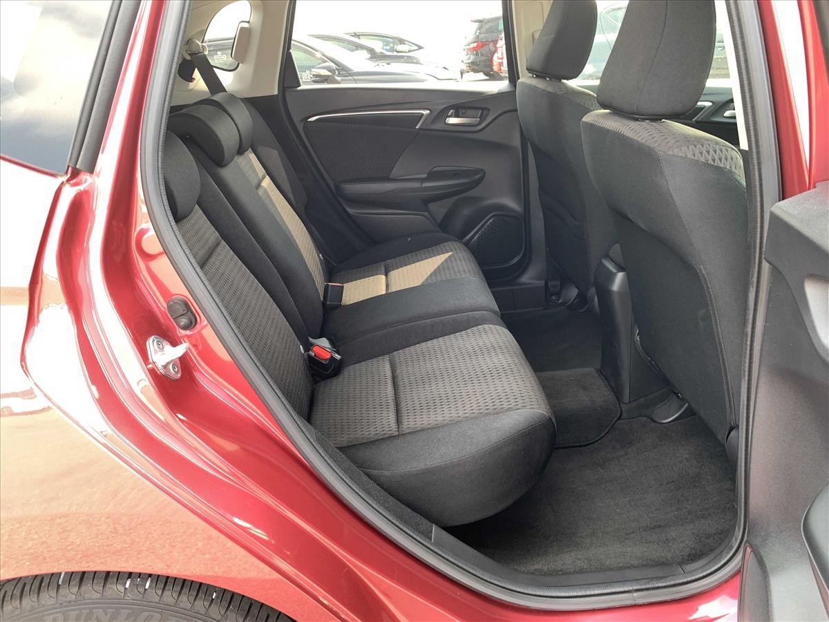 2019 Honda FIT thumbnail