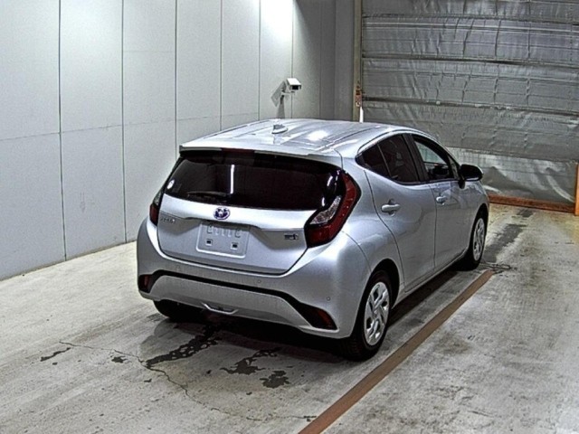 2021 Toyota Aqua thumbnail