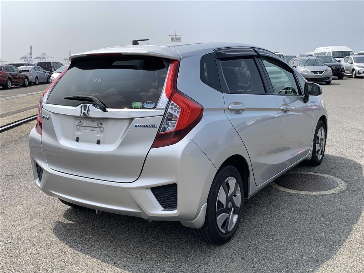 2013 Honda FIT thumbnail