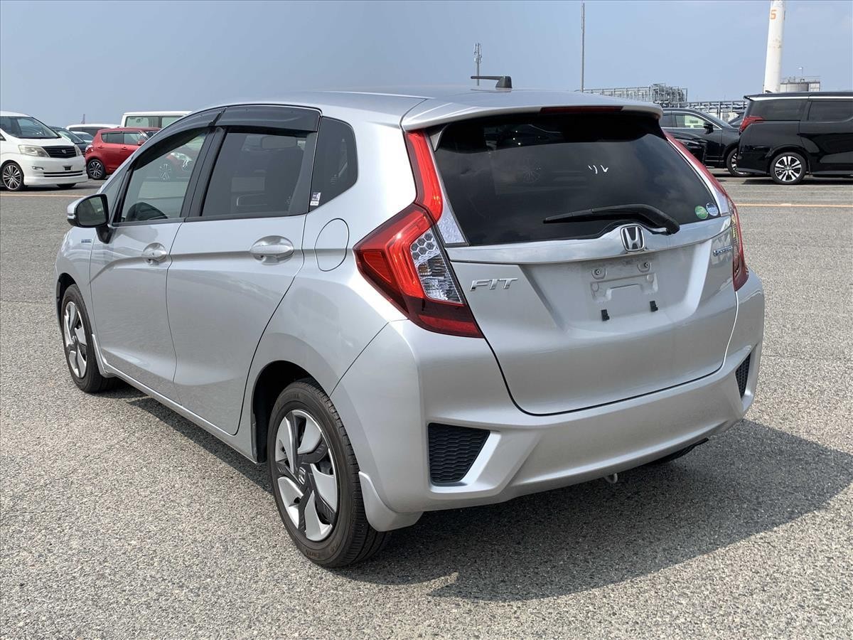 2013 Honda FIT thumbnail