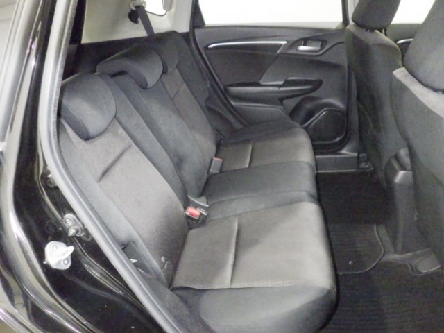 2016 Honda FIT thumbnail
