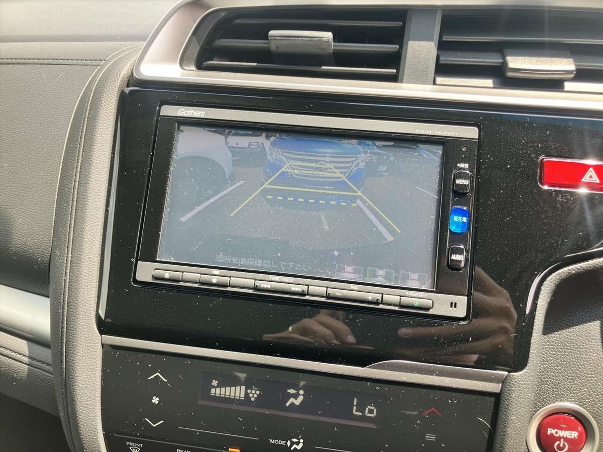 2016 Honda FIT thumbnail
