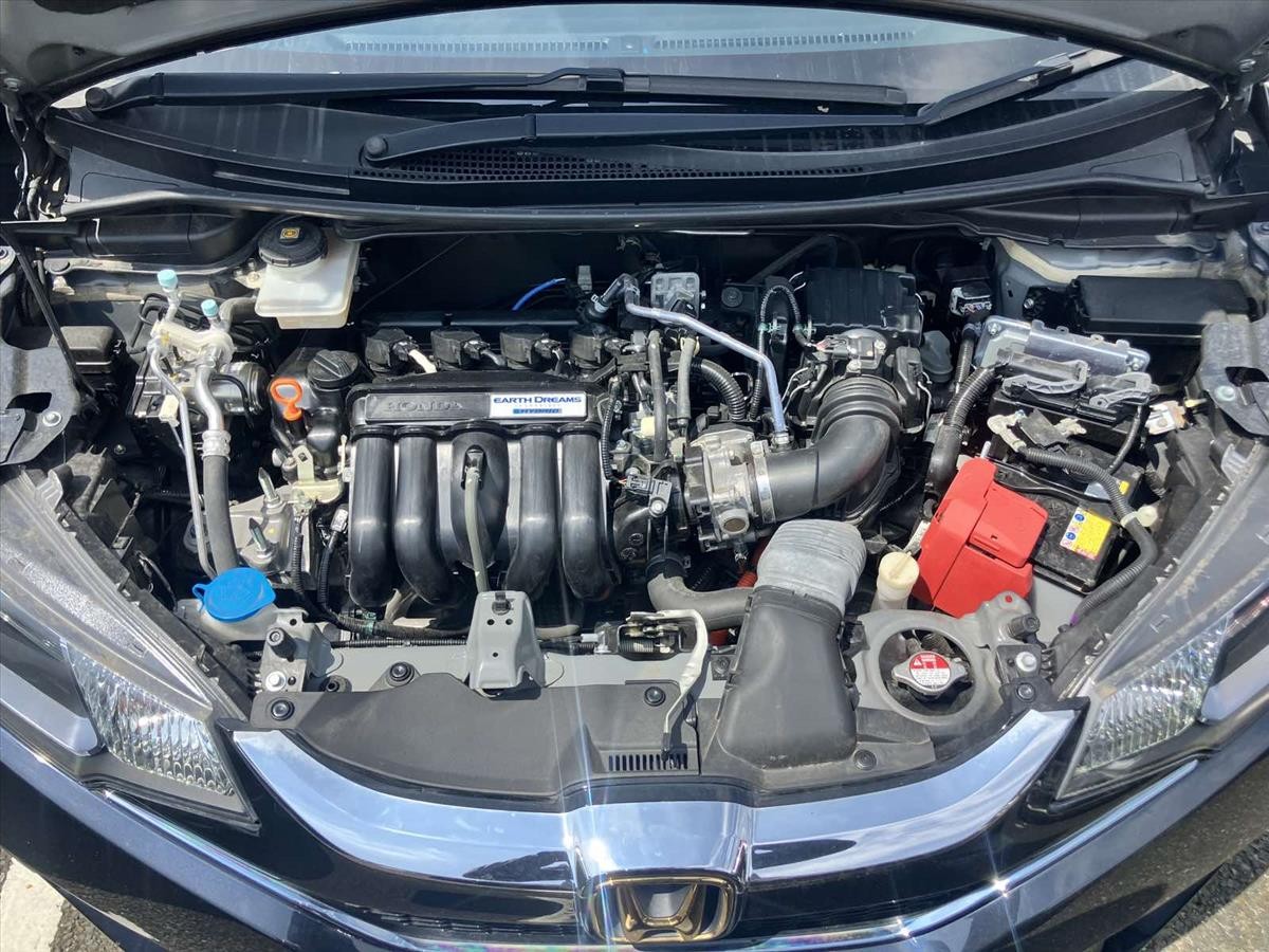 2016 Honda FIT thumbnail