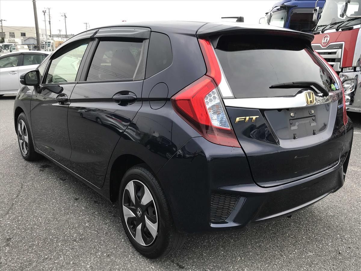2016 Honda FIT thumbnail